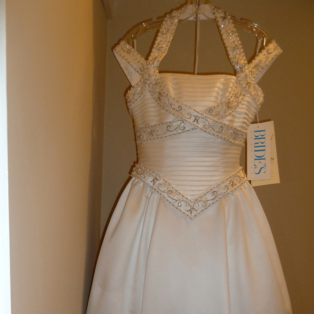"NEW" DESIGNER WEDDING DRESS SCASSI BRIDE